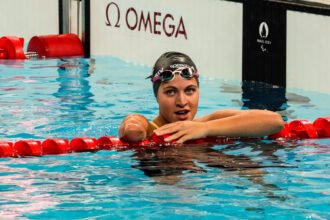 Anastasiya Dmytriv gana el oro en la final de natacion 100M Braza mujeres SB8 2