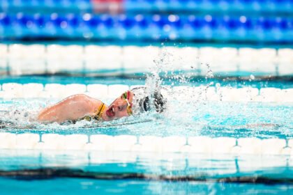 Marta Fernandez en las series de mujeres 100M estilo libre S3 1