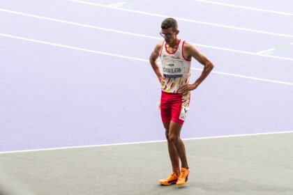 Yassine Ouhdadi El Ataby en la final de hombres 1500M T 13 1